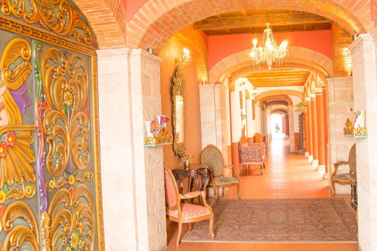 Hotel Monasterio Сукре Экстерьер фото